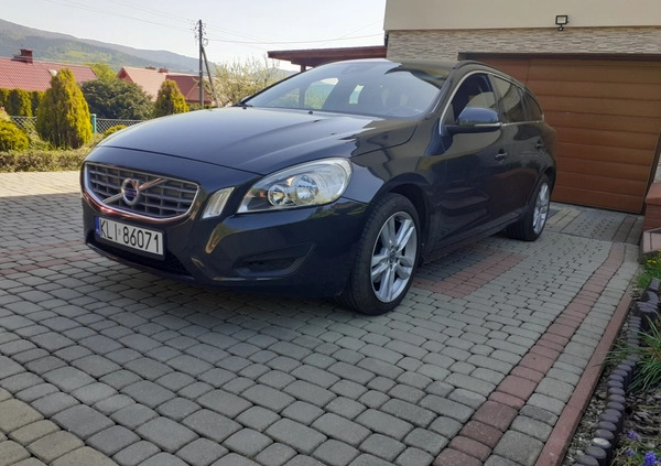 Volvo V60 cena 34800 przebieg: 189000, rok produkcji 2012 z Limanowa małe 46